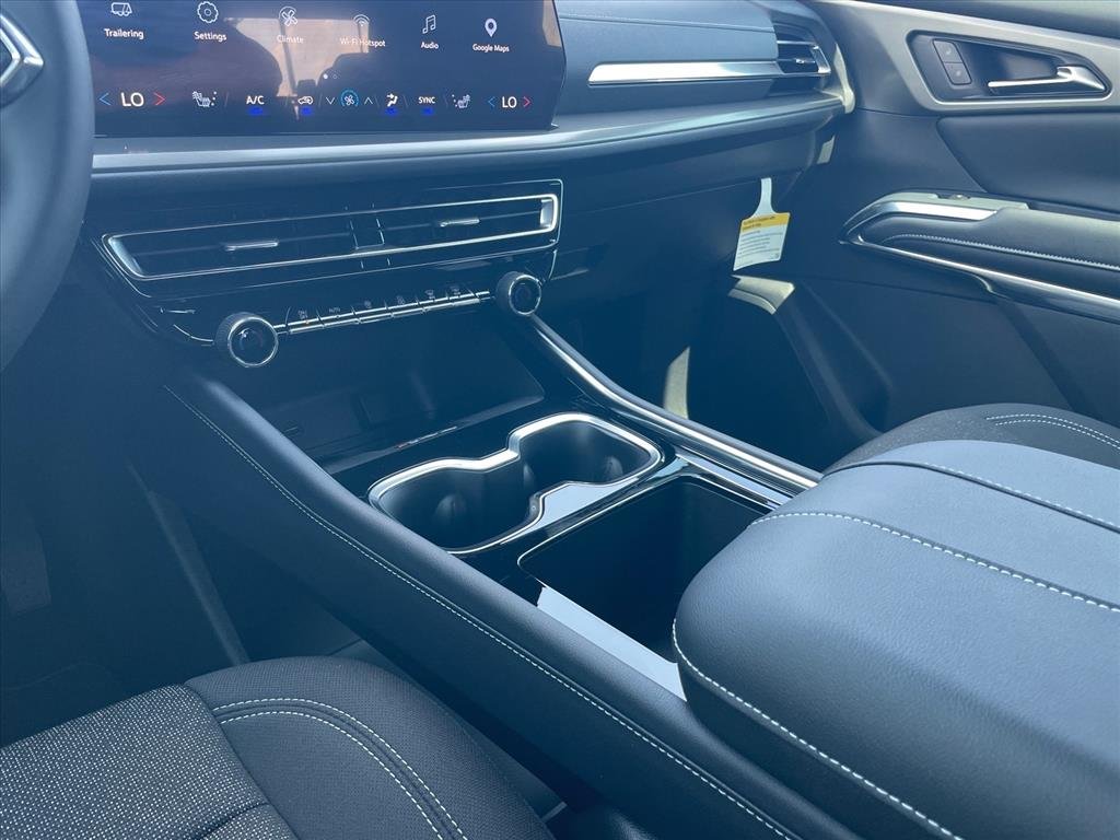 2027 Chevrolet Traverse LT - Photo 18
