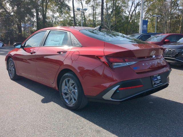 2025 Hyundai Elantra SEL - Photo 7