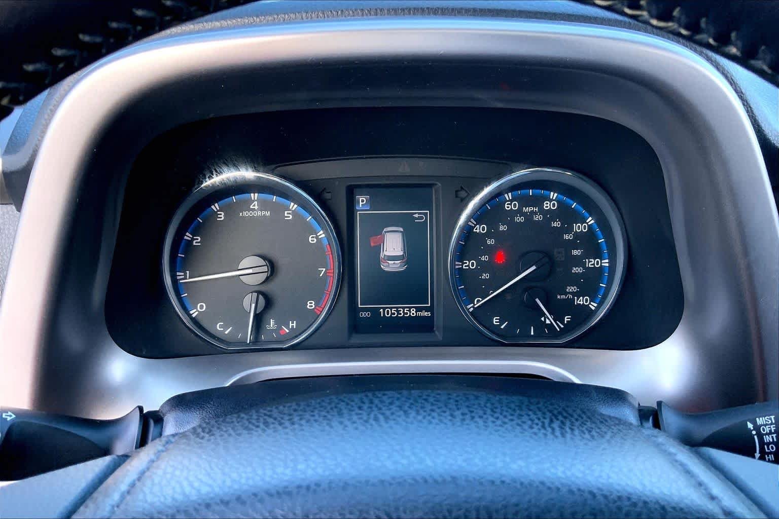 Used 2016 Super White Toyota XLE image 23