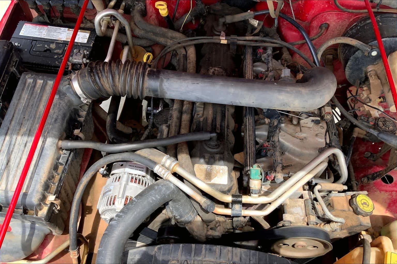 Used 2005 Flame Red Jeep X image 29