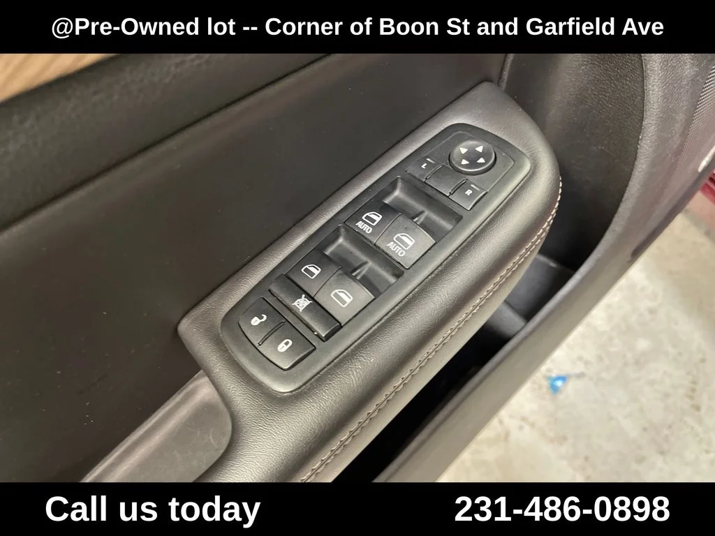 Used 2015 Red Chrysler C image 16