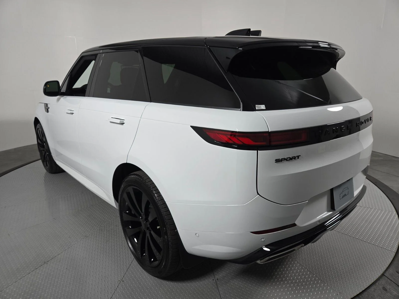 New 2026 Fuji White Land Rover Dynamic SE image 15