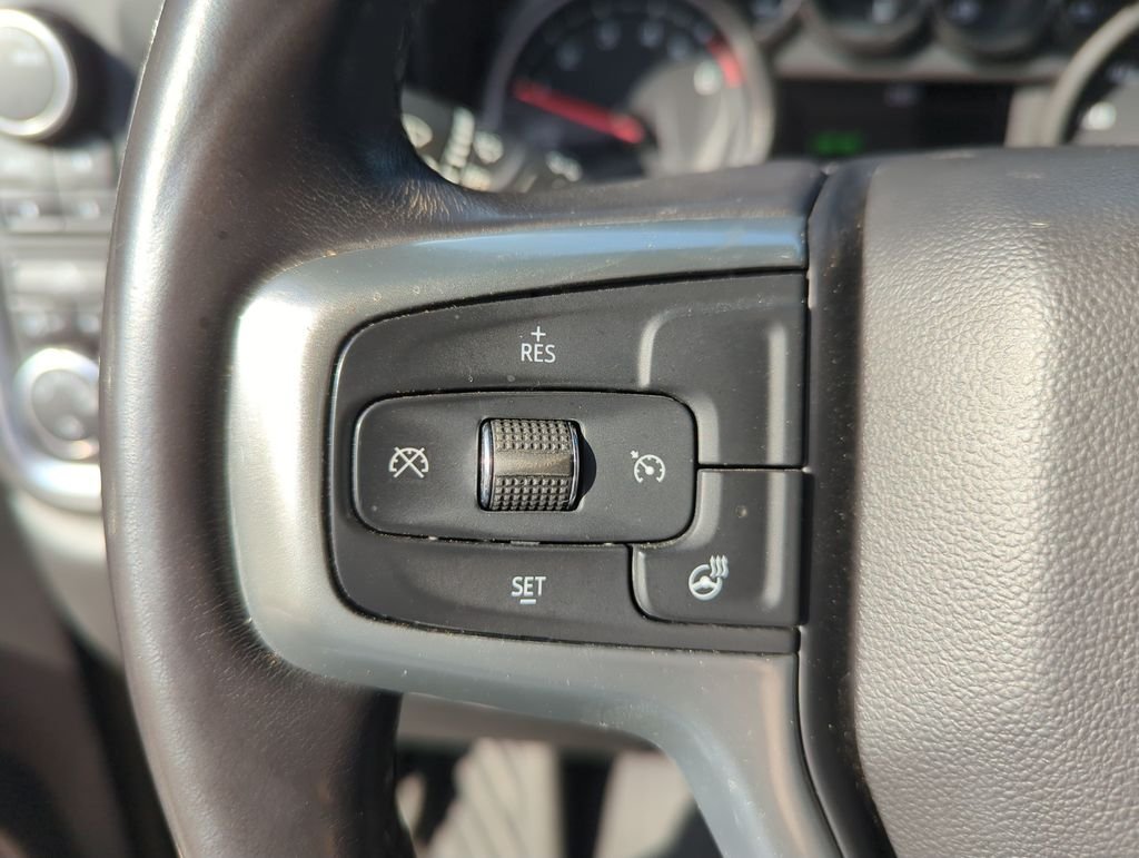 Used 2022 Gray Chevrolet LT image 22