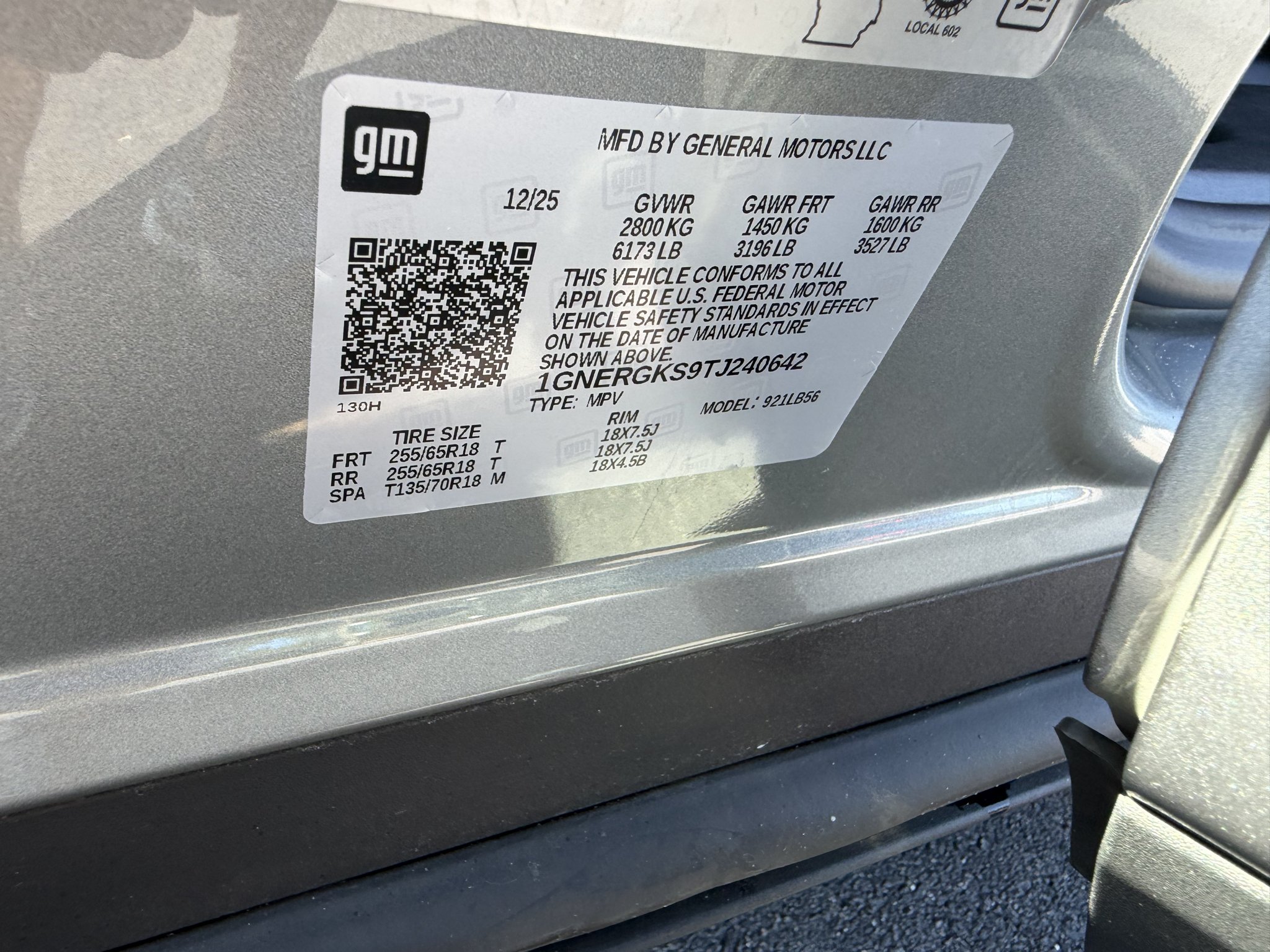 Used 2026 Sterling Gray Metallic Chevrolet FWD LT image 34