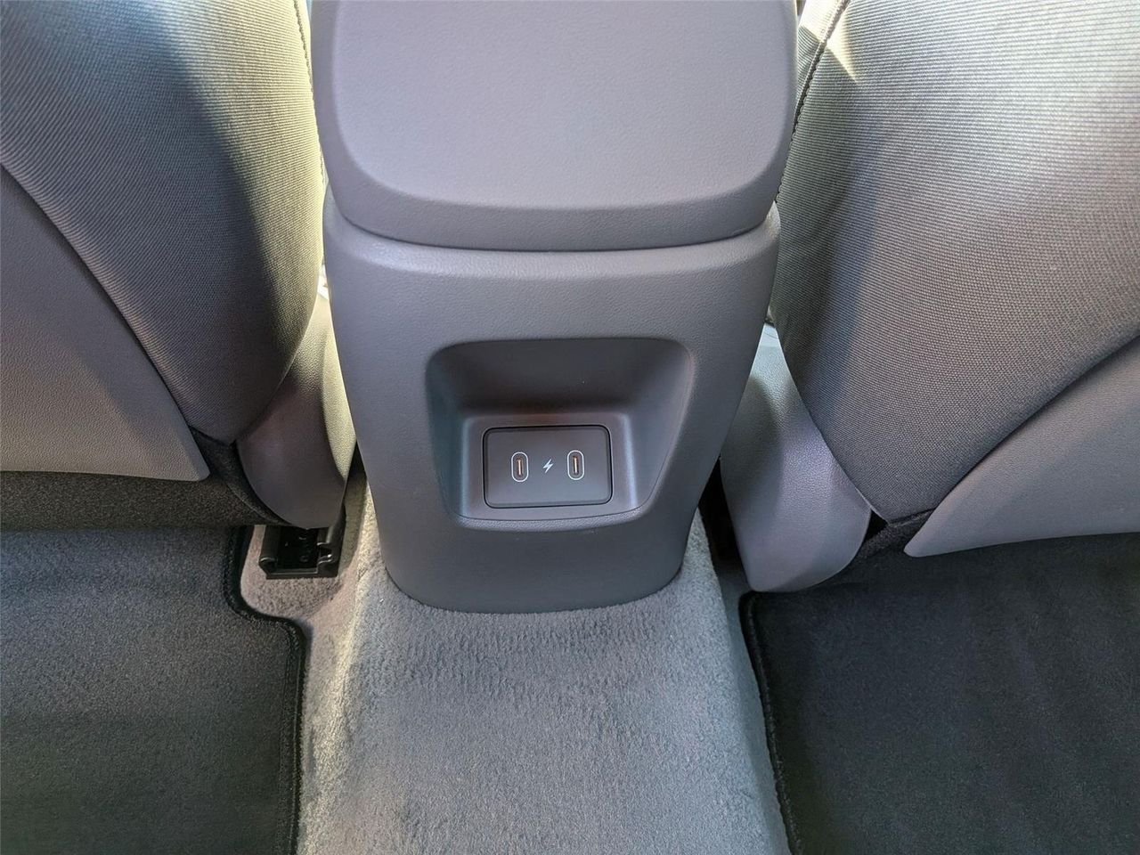 New 2026 Amazon Gray Hyundai SEL Sport image 27