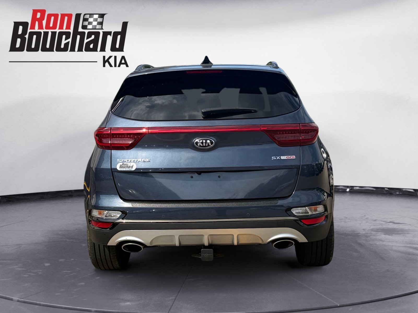 Used 2020 Pacific Blue Kia SX Turbo image 3