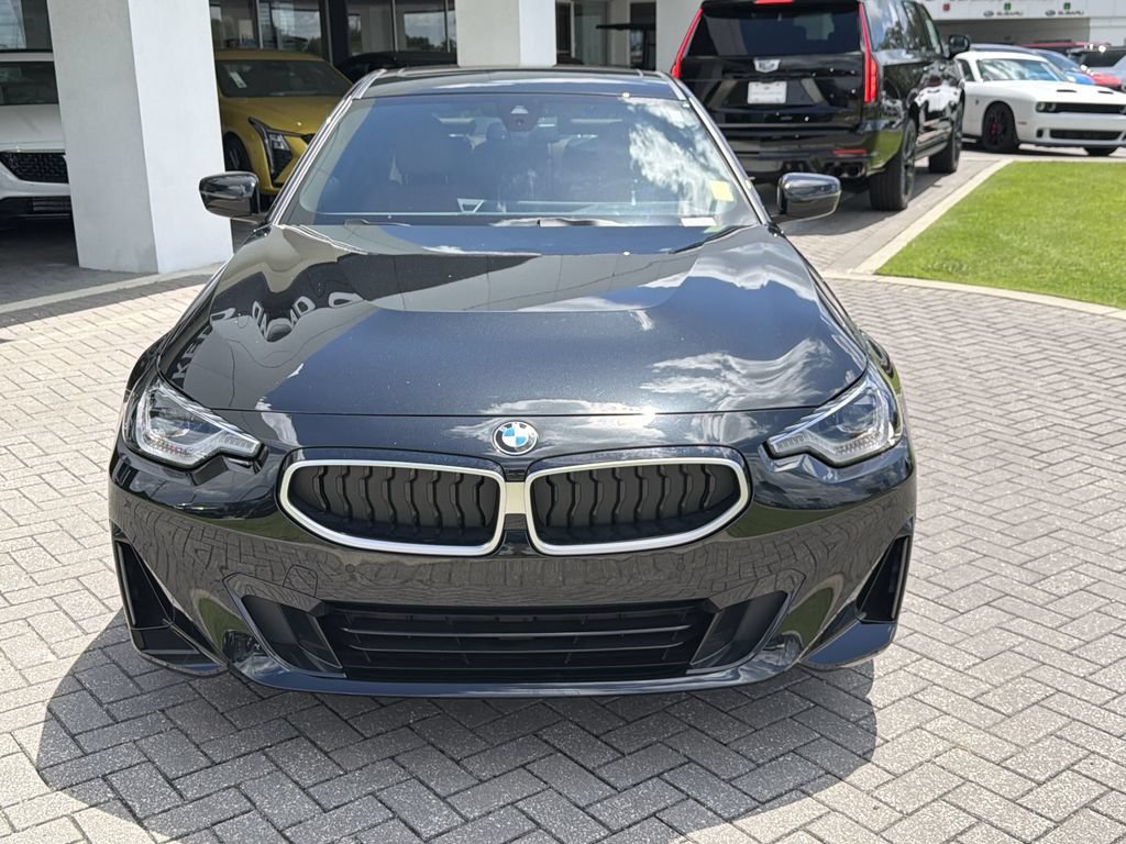 2025 BMW 2 Series 230i - Photo 8