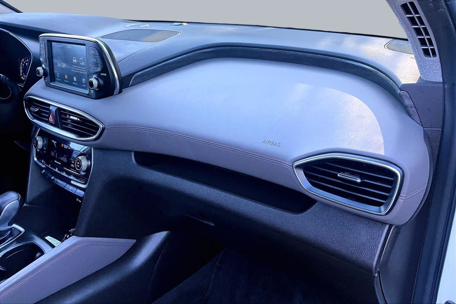 Used 2019 Quartz White Hyundai Limited image 18