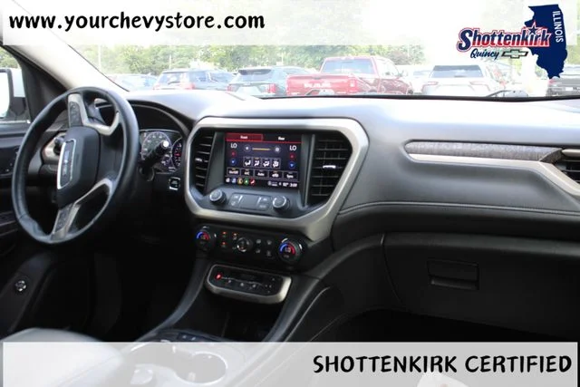 Used 2023 White GMC Denali image 10