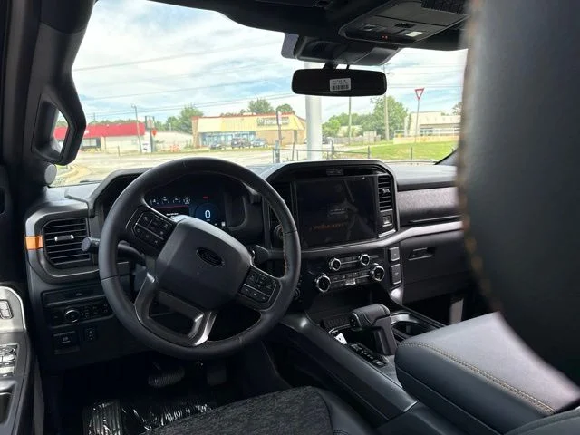 New 2026 Carbonized Gray Metallic Ford Tremor image 19