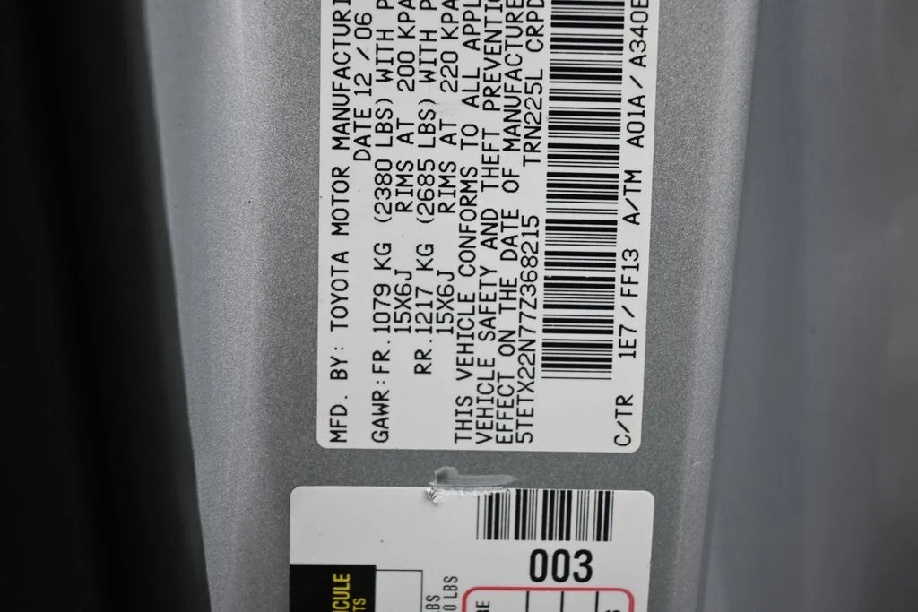 Used 2007 Silver Streak Mica Toyota Base image 16