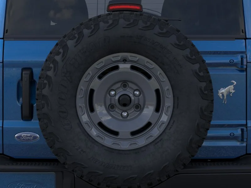 New 2025 Velocity Blue Metallic Ford Badlands image 50