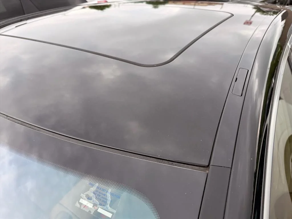 Used 2007 Black Mercedes-Benz S 550 image 8