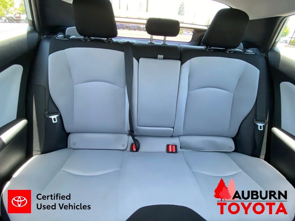 Certified Used 2022 Sea Glass Pearl Toyota L image 20