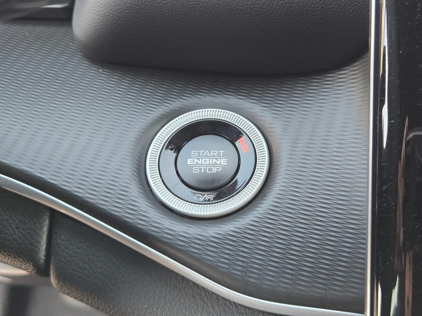2025 Jeep Grand Cherokee Laredo - Photo 12