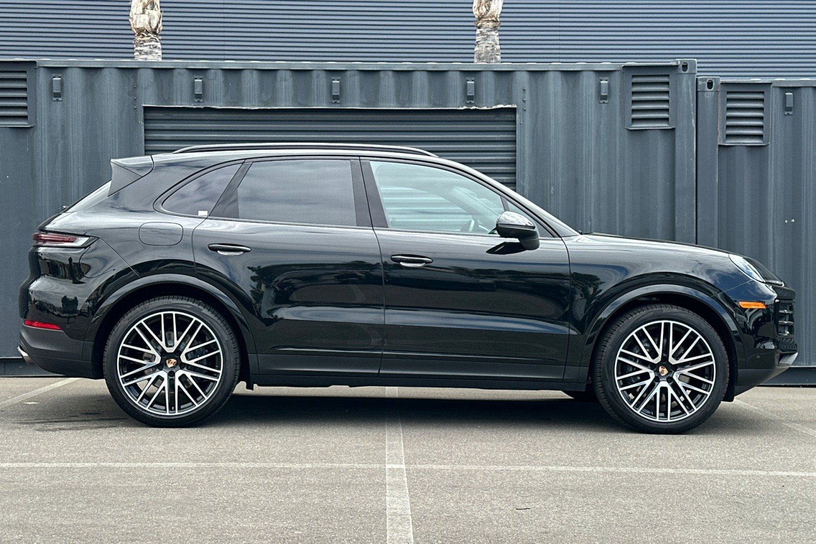 Used 2026 Chromite Black Metallic Porsche  image 9