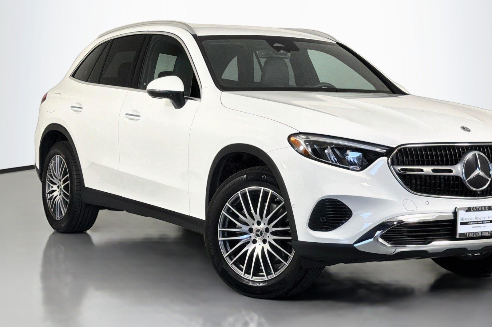 Certified Used 2026 Polar White Mercedes-Benz GLC 300 image 15