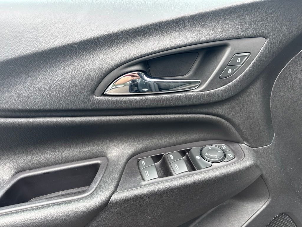 Used 2019 Gray Chevrolet LT image 16