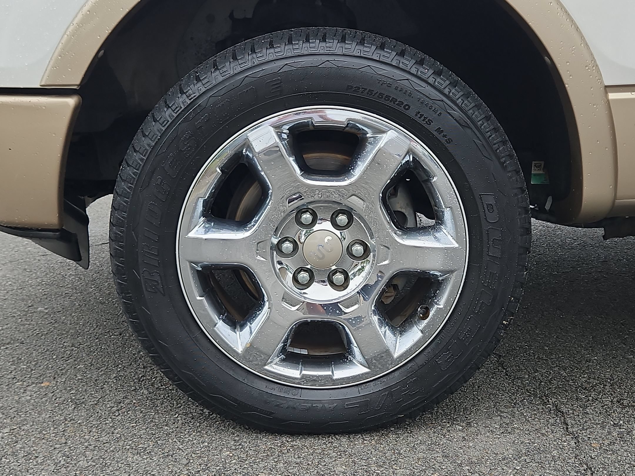 Used 2013 White Platinum Metallic Tri-Coat Ford King Ranch image 30
