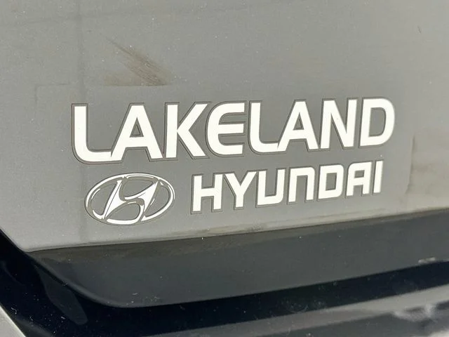 Certified Used 2022 Black Hyundai SE image 27