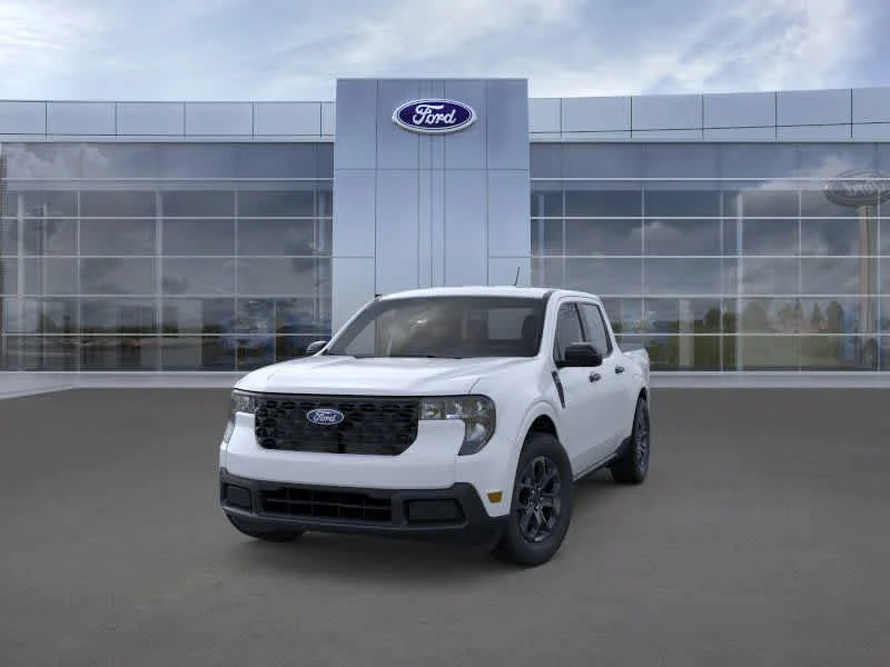 New 2026 Space White Metallic Ford XLT image 2