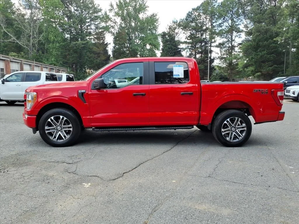 Used 2021 Red Ford XL image 36