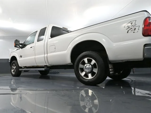 Used 2015 White Ford Lariat image 51