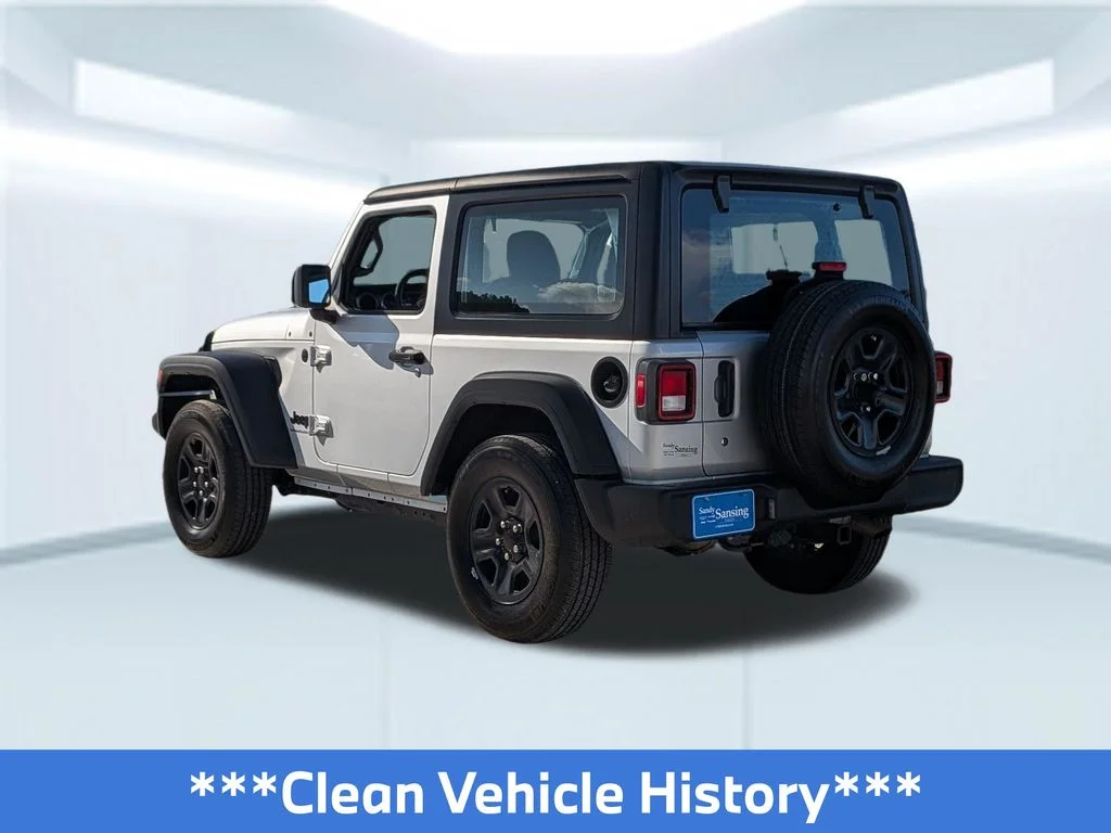 Used 2023 Silver Jeep Sport image 4