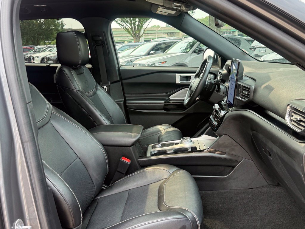 Used 2022 Gray Ford ST image 32