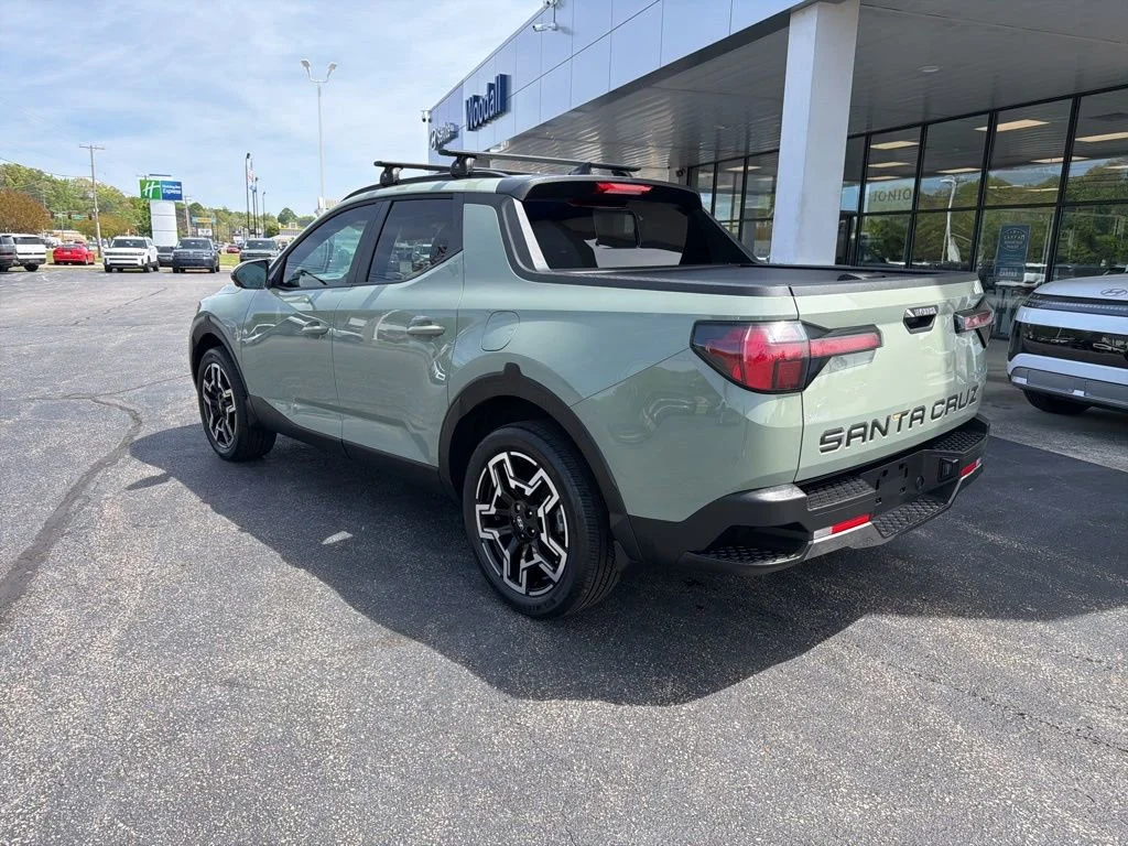 Used 2025 Sage Gray Hyundai Limited image 3