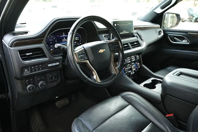 Used 2022 Black Chevrolet High Country image 17