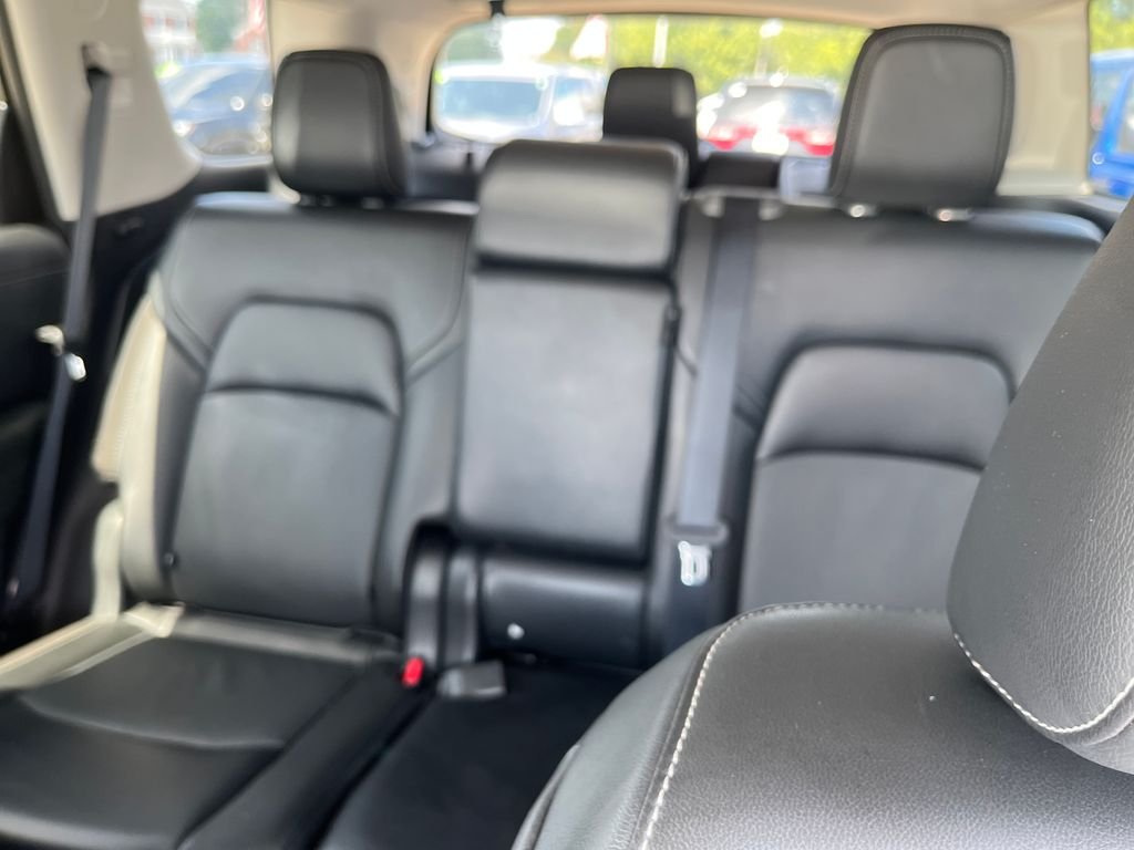 Certified Used 2023 Silver Nissan SL image 13
