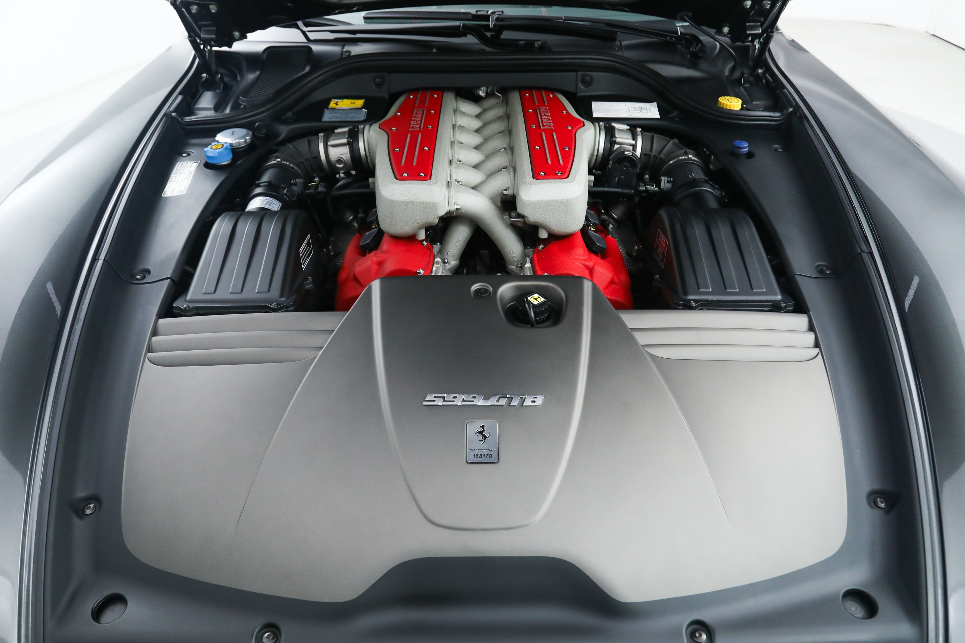 Used 2009 Gray Ferrari  image 36