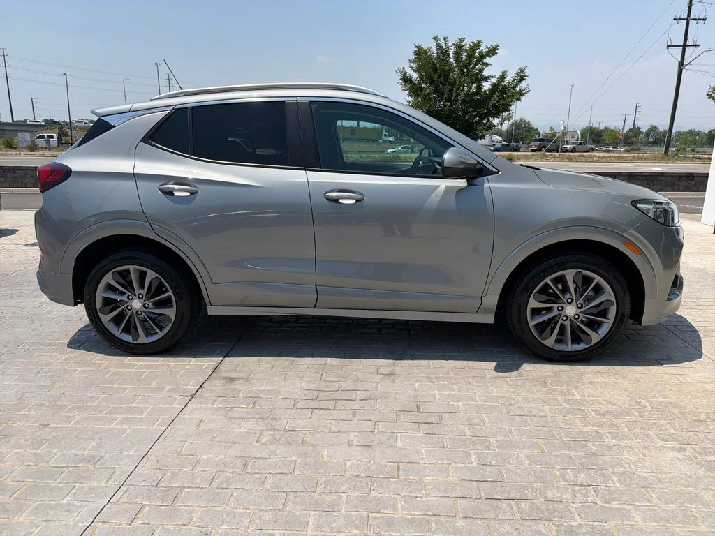 Used 2023 Gray Buick Select image 6