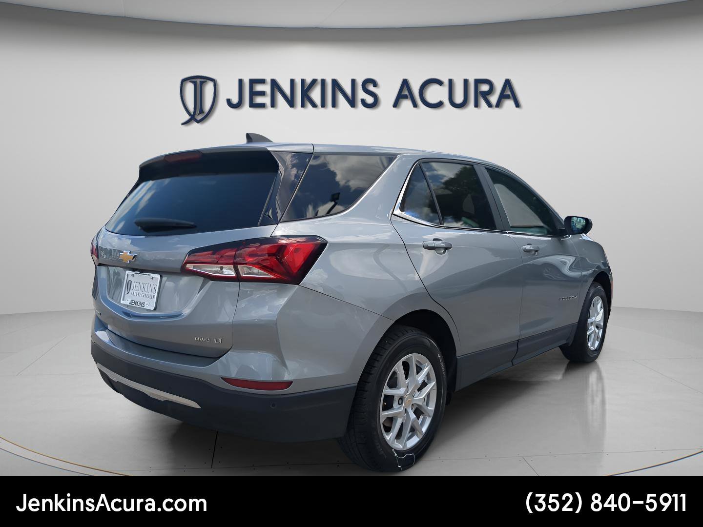 Used 2024 Sterling Gray Metallic Chevrolet LT image 7