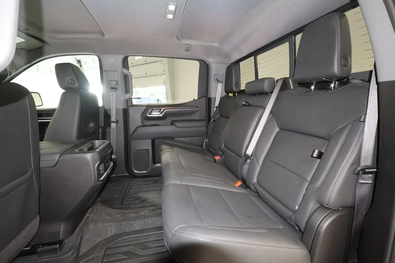 Used 2025 Sterling Metallic GMC SLT image 25