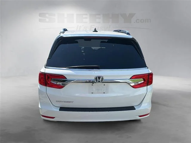 Used 2019 White Diamond Pearl Honda  image 13