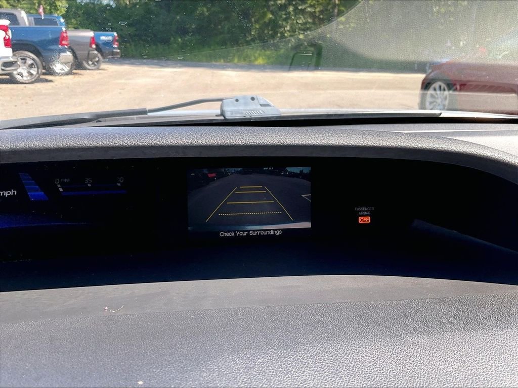 Used 2013 Silver Honda LX image 15