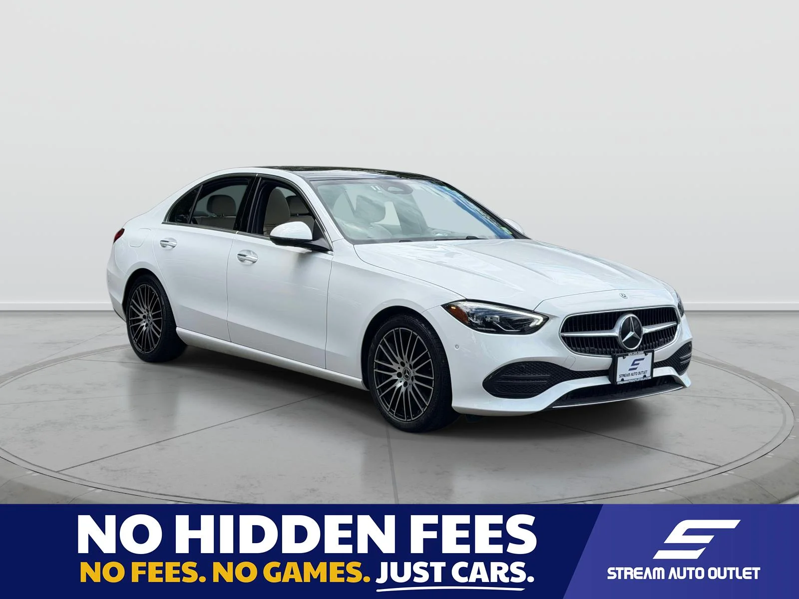 Used 2025 White Mercedes-Benz C 300 image 1