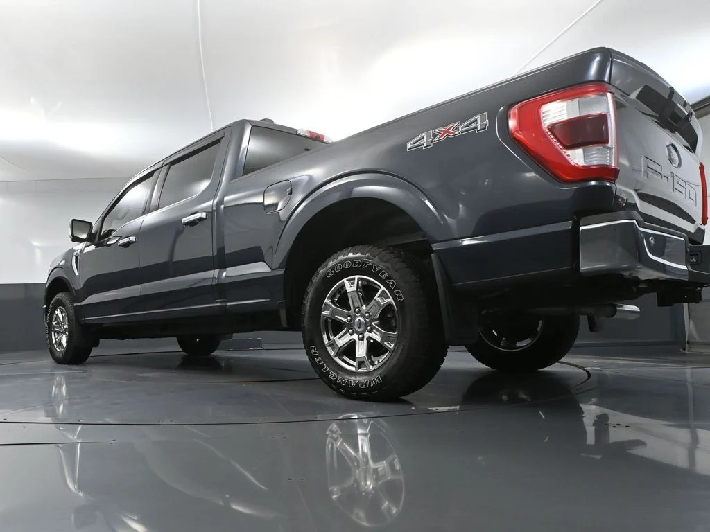 Used 2021 Blue Ford Lariat image 47