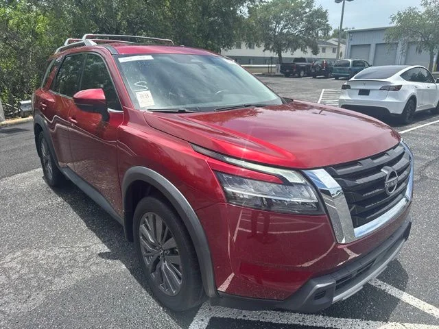 Certified Used 2024 Red Nissan SL image 3