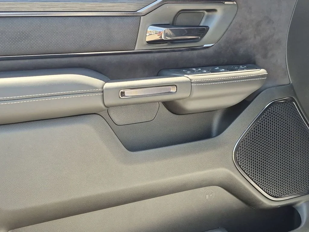 New 2026 Bright White Clear-Coat Exterior Paint RAM RHO image 13