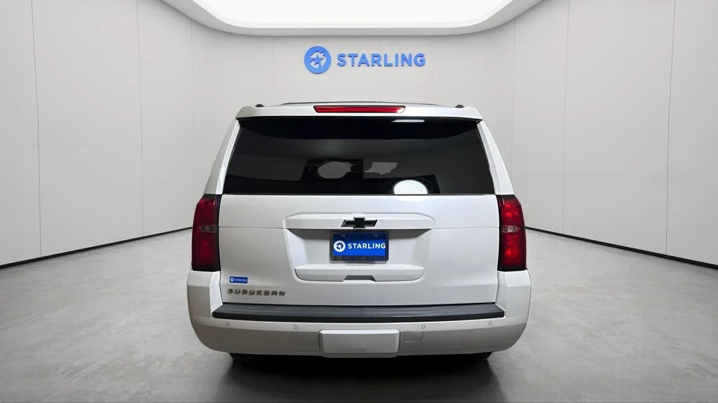 Used 2019 IRIDESCENT PEARL TRICOAT Chevrolet LT image 8