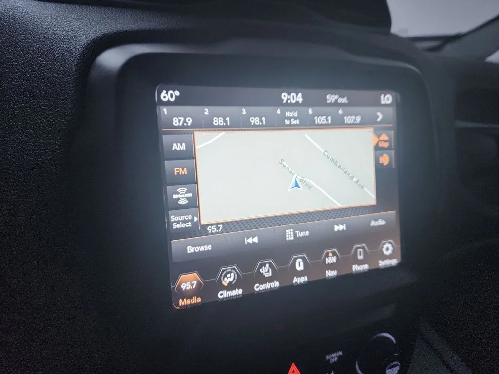 Used 2023 Gray Jeep Limited image 16