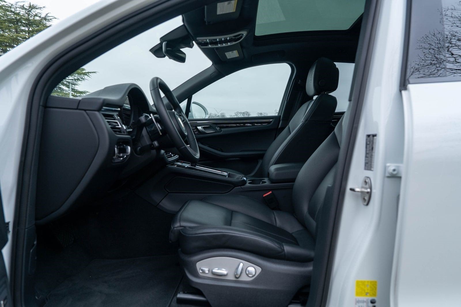 Used 2025 White Porsche Base image 25