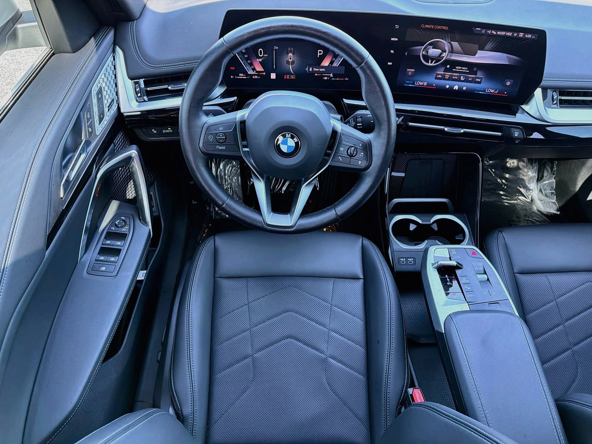 Used 2024 Mineral White Metallic BMW xDrive28i image 17