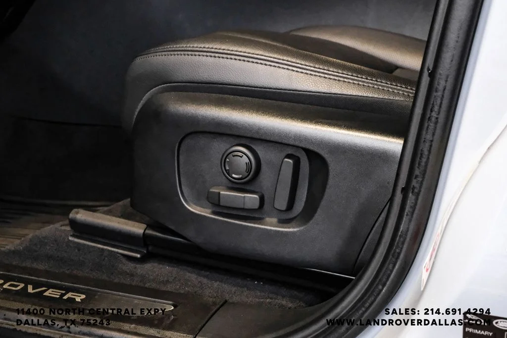Used 2026 Gray Land Rover Dynamic image 30