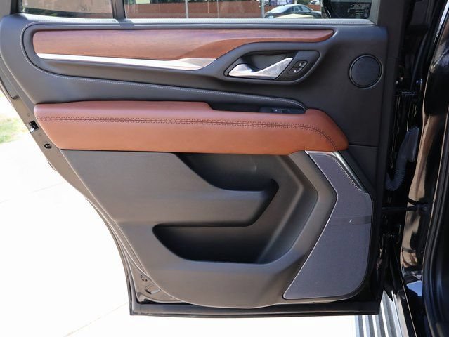 2024 GMC Yukon Denali Ultimate - Photo 22