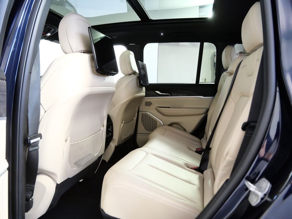 Used 2023 Black Jeep Limited image 11