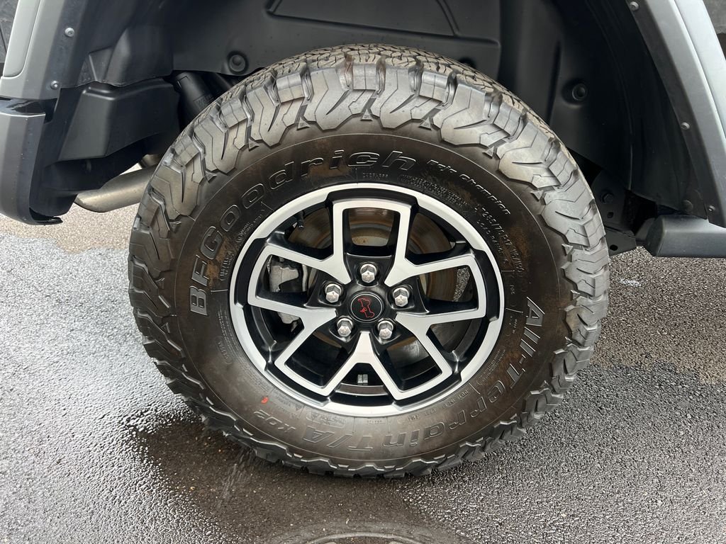 Used 2025 Black Jeep Rubicon image 32